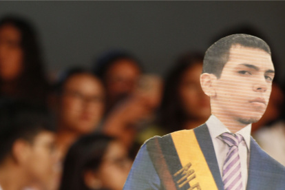 Los fanáticos de Milo J gritaron "Milo presidente" por varios segundos.