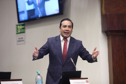 El jefe del bloque de la RC, Juan Andrés González, cree que el oficialismo intentará boicotear la asistencia de los asambleístas correístas a la convención del movimiento.