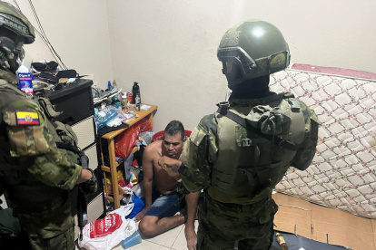 Un operativo permitió la captura de un presunto integrante del grupo criminal Los Lobos.