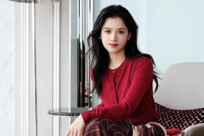 Zhang Jingyi, interpreta a Yu Yan en la película The One