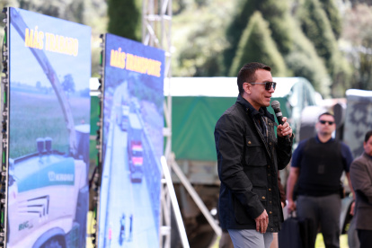 El presidente Daniel Noboa cuestionó el desalojo de personal de las FF. AA. de puntos considerados estratégicos en la provincia de Los Ríos.