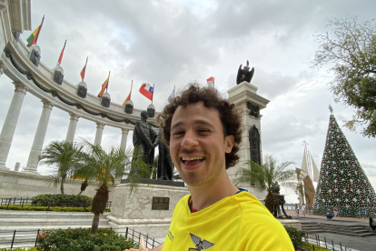 Luisito Comunica durante su visita a Guayaquil, años atrás.