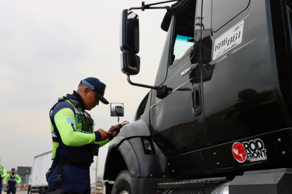 Durante enero se atenderá tanto a vehículos rezagados de años anteriores como a quienes buscan adelantar la matriculación del nuevo periodo.