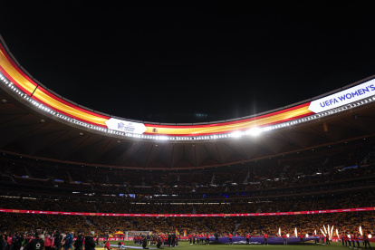 Estadio lleno en el Metropolitano para el duelo de la Tri