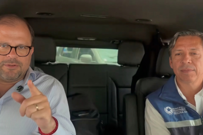 Captura de pantalla retocada del video subido a redes sociales por el ministro del Interior John Reimberg.