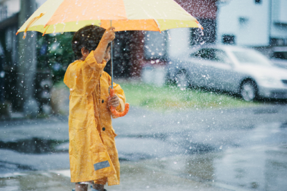 Referencial. Las lluvias y la alta radiación marcan la jornada del 25 de marzo en Ecuador.