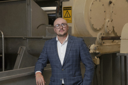 Martínez es también Ingeniero de Alimentos y CEO de Incremar, con amplia trayectoria en innovación industrial y comercio exterior.