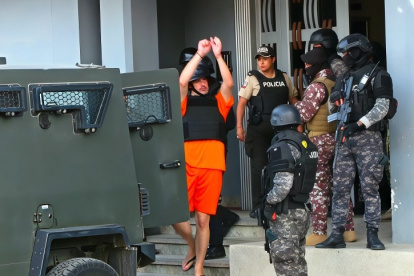 El alcalde de Guayaquil, Aquiles Álvarez, se encuentra recluido en Santa Elena.