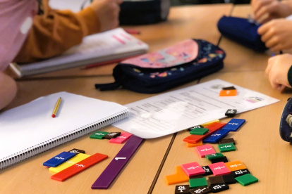 La enseñanza de las matemáticas deja atrás la repetición mecánica para dar paso a metodologías activas que promueven el análisis, la resolución de problemas y el pensamiento crítico en los estudiantes.