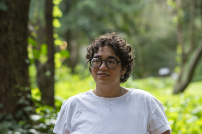 Larissa nació en 1989 en Foz do Iguazú, localidad ubicada en la frontera entre Brasil, Argentina y Paraguay. Su madre es brasileña y su padre argentino.