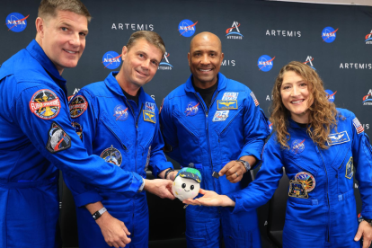 La nave Orión quedará incomunicada durante 40 minutos al pasar por detrás de la Luna.