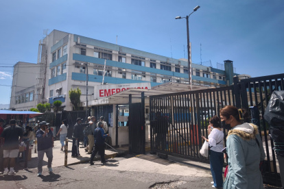 Especialidades. En el segundo hospital más grande del país, existe falta de especialistas.