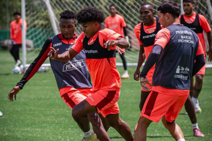 Barcelona SC y sus entrenamientos en Puembo.
