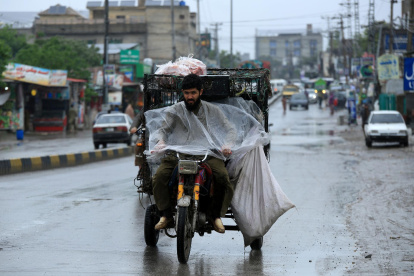 Peshawar, Pakistán, este 30 de marzo