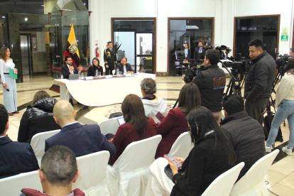 Una de las ruedas de prensa organizada por el Ministerio de Salud Pública del Ecuador.