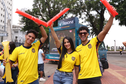 Andrés Estrella, Giacomina Carliane y Jesús Acosta.