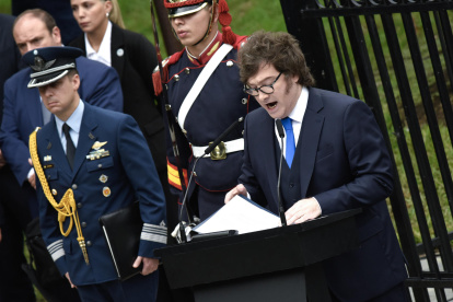 Javier Milei, habla en la conmemoración del Día del Veterano y de los Caídos en la Guerra de las Malvinas este 2 de abril de 2026, en Buenos Aires (Argentina).