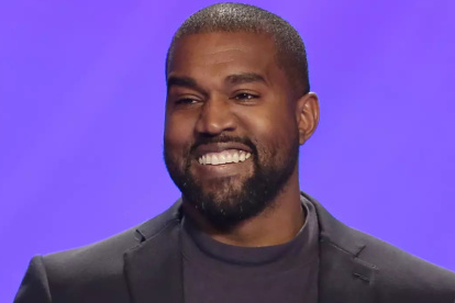 El rapero ganó popularidad a principios de los años 2000 como productor para la discográfica Roc-A-Fella Records