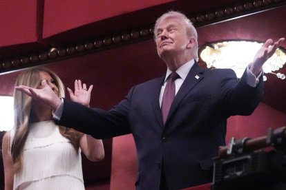 Donald Trump y Melania, ayer en el Kennedy Center