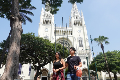 La Catedral Metropolitana de Guayaquil se consolida como uno de los principales puntos de visita durante la Semana Santa en la ciudad.