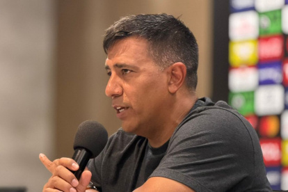 Farías frena la euforia y enfoca a Barcelona SC en el duelo clave contra Cruzeiro.