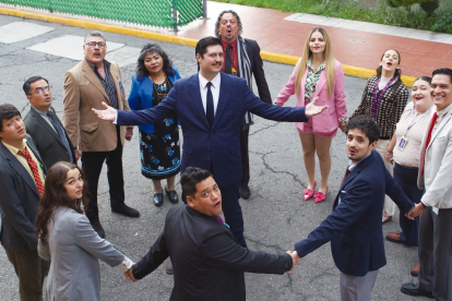 La primera temporada se estrenó el 13 de marzo de 2026 en Prime Video.