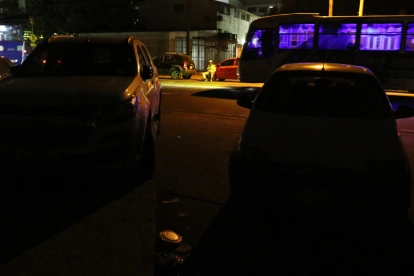 Los cortes de luz evidencian la fragilidad del sistema eléctrico ecuatoriano, marcado por la alta dependencia de las hidroeléctricas y la falta de planificación energética.