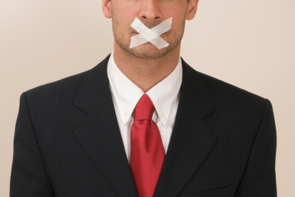 El debate entre opinión pública y opinión publicada refleja tensiones actuales sobre libertad de expresión y el rol de las mayorías.