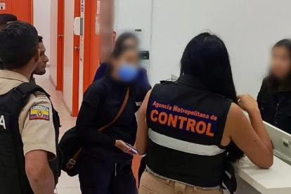 La Agencia Metropolitana de Control de Quito clausuró la clínica en Iñaquito tras encontrar área de rayos X sin permisos.