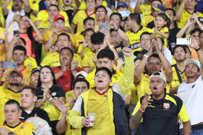 Los barcelonistas esperan que su equipo saque puntos ante Boca Juniors.