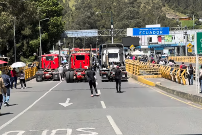 Gremios productivos del Carchi se plantean la posibilidad de migrar a trabajar en la frontera con Perú