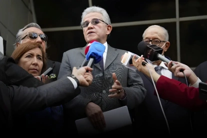 Germán Rodas Chaves expuso nuevas críticas sobre contratos energéticos y falta de control estatal en Ecuador.