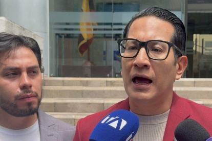 El edil Andrés Campaña logra que la Corte Constitucional tramite su demanda por inconstitucionalidad contra la reforma al COOTAD en Ecuador.