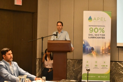Foro de la Asociación Ecuatoriana de Lubricantes (APEL).