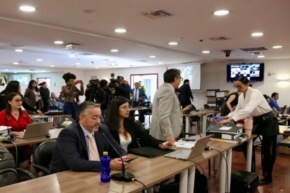 Ramiro García, abogado de Aquiles Álvarez, dijo que las restricciones para coordinar la defensa técnica del alcalde se registran luego del fallo favorable que dispuso revocarle la prisión preventiva.