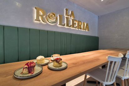 La Rollería se ha convertido en el epicentro de los amantes de los rollos de canela.