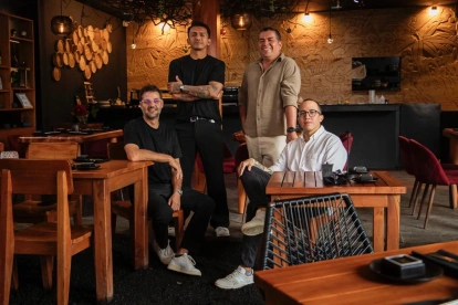 Los socios de Midori en San Cristóbal: Javier Urrutia, Jorge Basurto, Vinicio Intrigado e Ignacio Viola