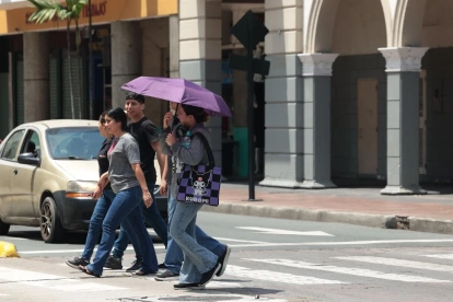 Inamhi alertó ola de calor en abril por aire seco y anticiclón que eleva temperaturas en el Litoral.