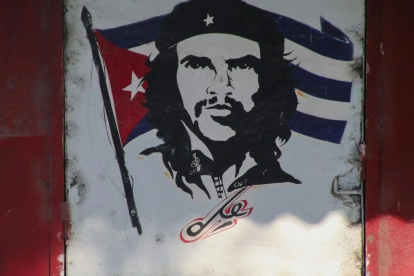 Ojalá los miembros de la ‘caravana de la solidaridad’ que hoy visitan Cuba no se tapen los ojos ante las atrocidades cometidas por el régimen comunista a través de los años.