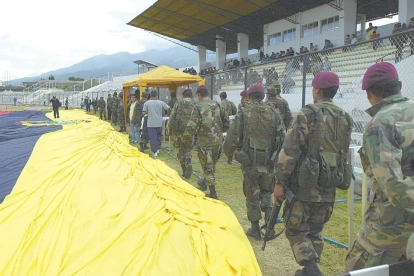 La juventud ecuatoriana ni conoce ni admira a nuestros héroes de guerra. Eso es otra consecuencia de que las fechas cívicas se hayan convertido en simples feriados.