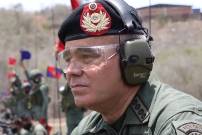 Padrino López regresa al gabinete venezolano en medio de acusaciones internacionales y crisis agrícola.