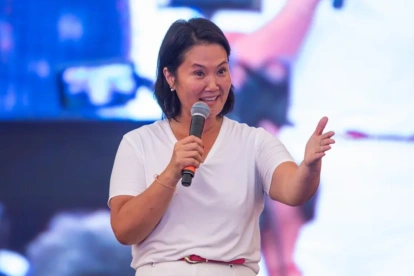 Keiko Fujimori encabeza la votación presidencial en Perú con 16,9% de los votos válidos.