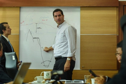 El ministro Luque ha sido una de las personas más cercanas al presidente Daniel Noboa.