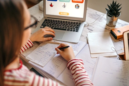 El Ministerio de Educación, Deporte y Cultura anunció la apertura de matrículas para la modalidad de educación a distancia gratuita.