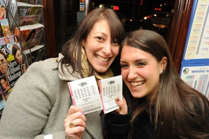 Usuarios de distintos países acceden a sorteos internacionales mediante servicios en línea.