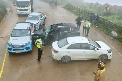 Imagen referencial. Un grave siniestro en la vía Cuenca- Molleturo ocurrido la tarde del martes dejó una persona fallecida.