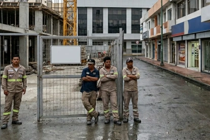 Mientras los hoteles se llenan en feriados, el sector de la construcción se paraliza y genera pérdidas.