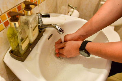 El servicio de agua potable en La Aurora suele ser deficiente, según sus moradores.