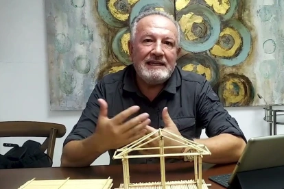 El arq. Olmedo aportó con su criterio a varios reportajes de EXPRESO.