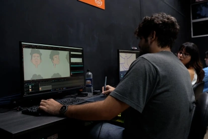 La producción, realizada junto a estudiantes de Animación, se estrenará en MZ14 con entrada libre y conversatorio con sus creadores.